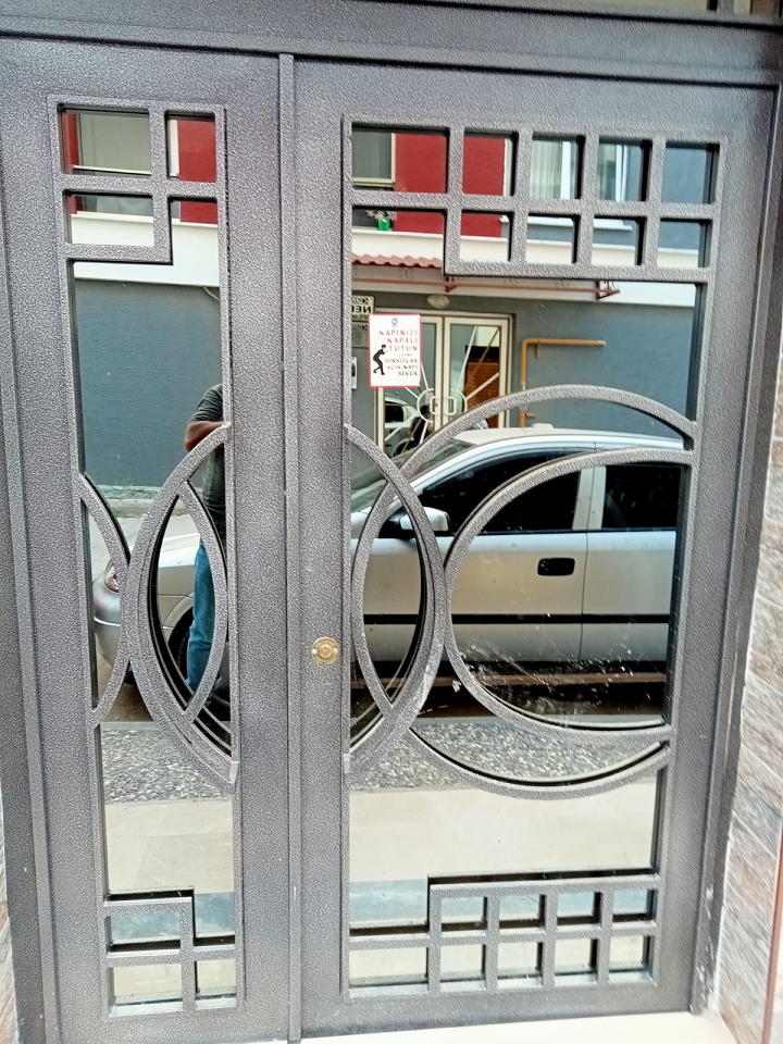 Ferforje Kapılar ve Diğer Kapılar Resimler