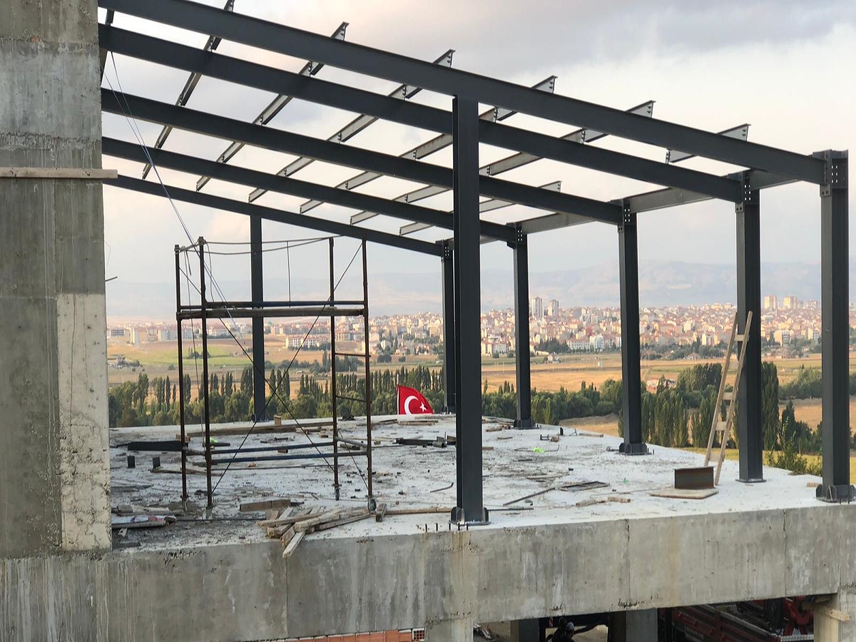 Tekin İnşaat Vidalı Çelik Çatı İmalatı
